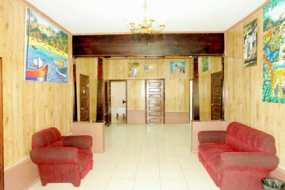 Sea Breeze Guest House เบลีซซิตี้ ภายนอก รูปภาพ
