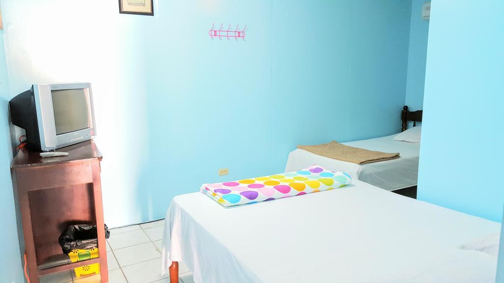 Sea Breeze Guest House เบลีซซิตี้ ภายนอก รูปภาพ
